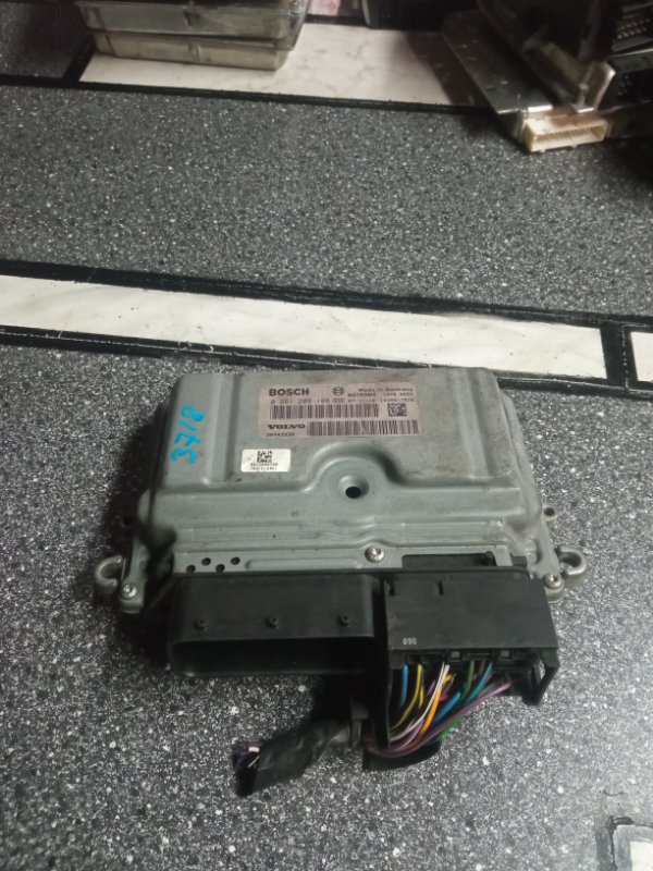 Блок управления двигателем, 2000 рублей, Пуговичино