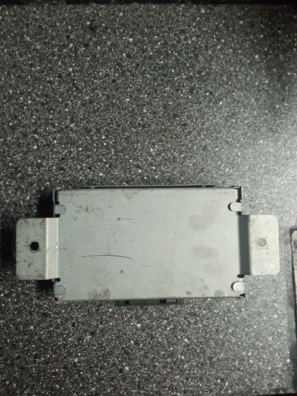 Блок управления двигателем, 2000 рублей, Пуговичино