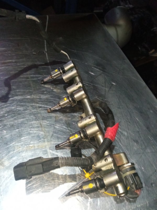 Топливная рейка с форсунками и проводкой, 6000 рублей, Пуговичино