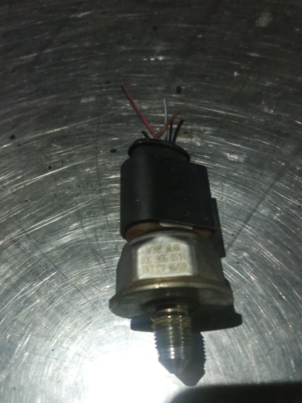 Датчик давления топлива, 1000 рублей, Пуговичино