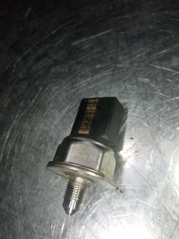 Датчик давления топлива, 1000 рублей, Пуговичино