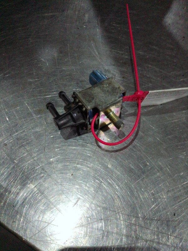 Клапан вакуумный, 500 рублей, Пуговичино