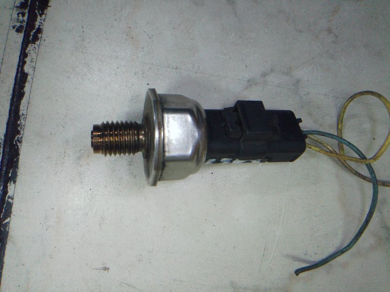 Датчик давления топлива, 1000 рублей, Пуговичино