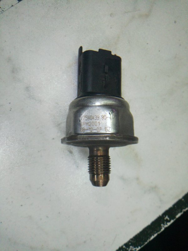 Датчик давления топлива, 2500 рублей, Пуговичино