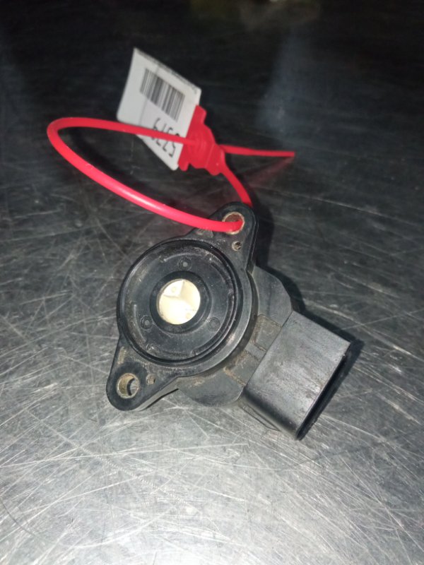 Датчик положения дроссельной заслонки, 1000 рублей, Пуговичино