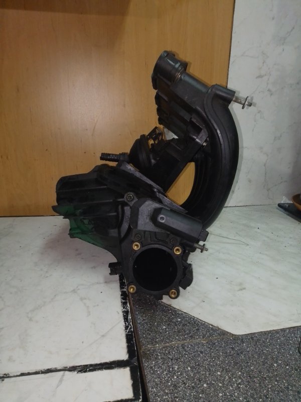 Коллектор впускной, 2500 рублей, Пуговичино