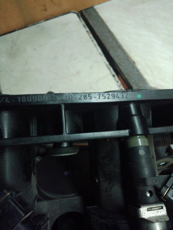 Коллектор впускной, 2000 рублей, Пуговичино