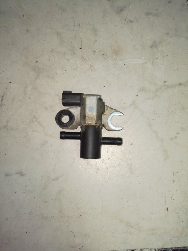 Клапан вакуумный, 500 рублей, Пуговичино