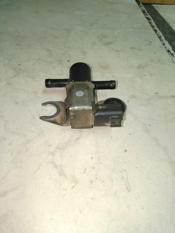 Клапан вакуумный, 500 рублей, Пуговичино