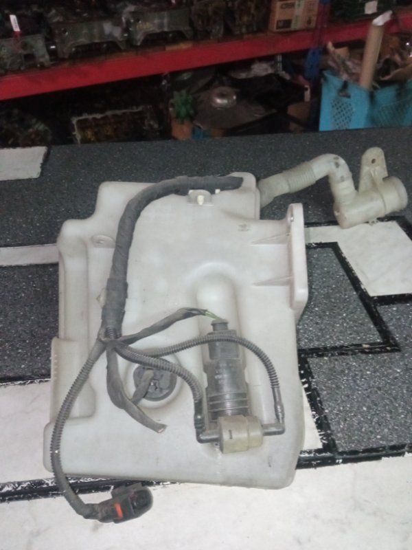 Бачок омывателя фар, 3500 рублей, Пуговичино