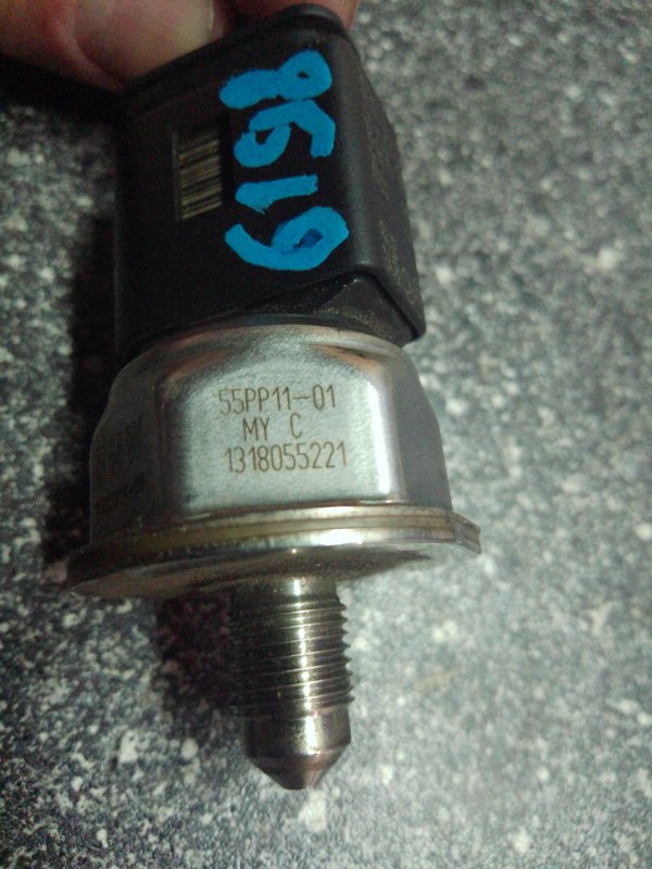 Датчик давления топлива, 1300 рублей, Пуговичино