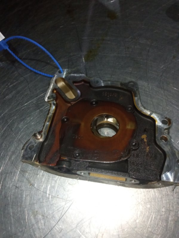 Насос масляный, 2000 рублей, Пуговичино