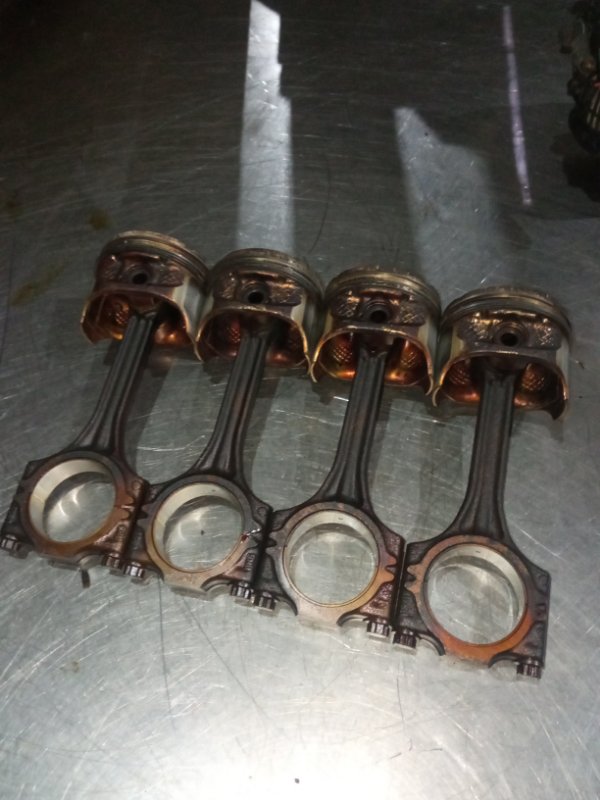 Шатун, 2000 рублей, Пуговичино