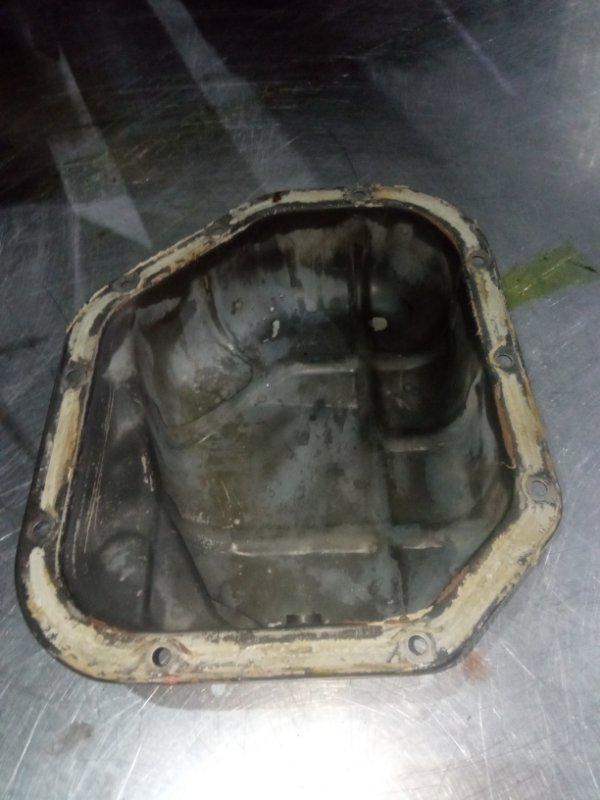 Поддон масляный двигателя, 750 рублей, Пуговичино