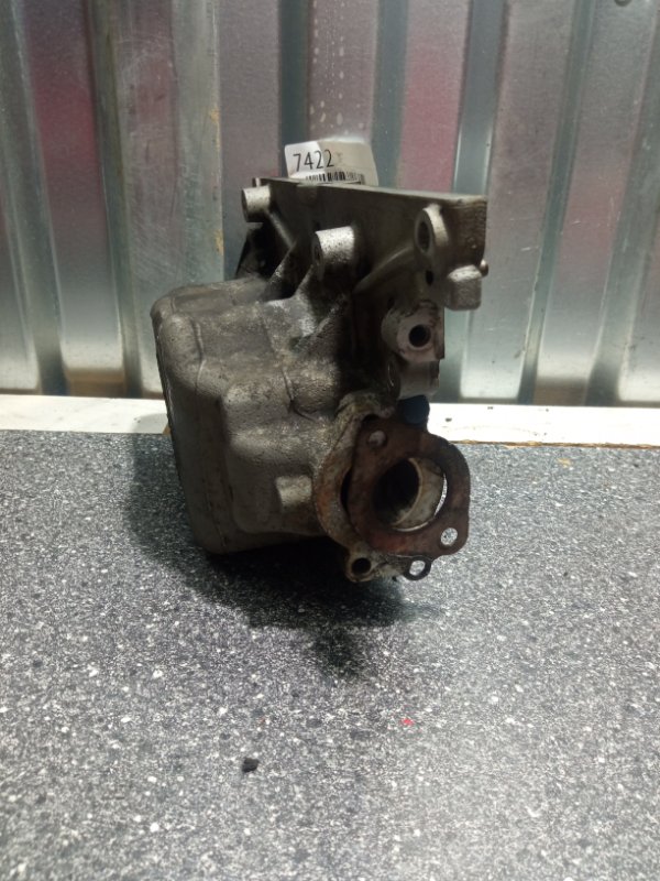 Крышка двигателя передняя, 1000 рублей, Пуговичино