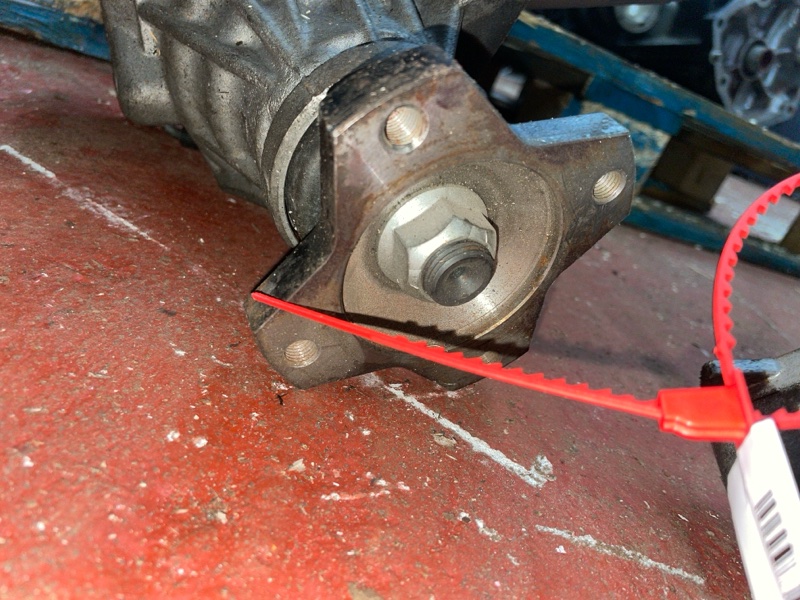 Раздаточная коробка, 10000 рублей, Пуговичино