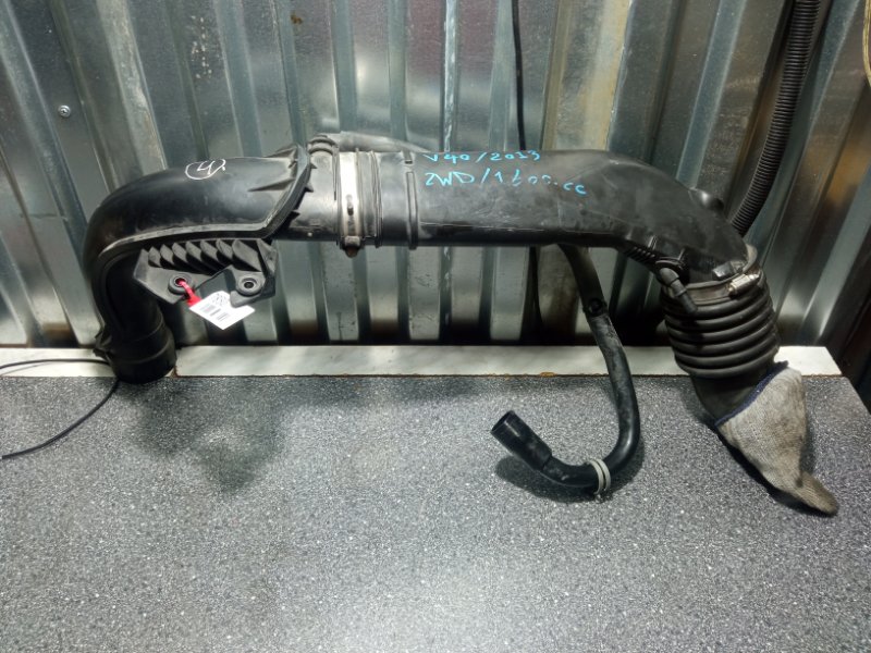 Патрубок воздушного фильтра, 3500 рублей, Пуговичино