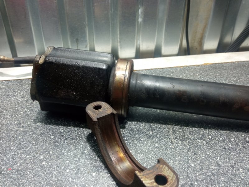 Вал промежуточный, 2000 рублей, Пуговичино