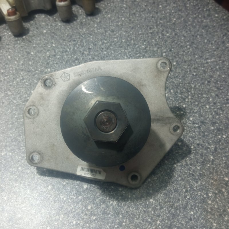 помпа водяная, 7500 рублей, Пуговичино