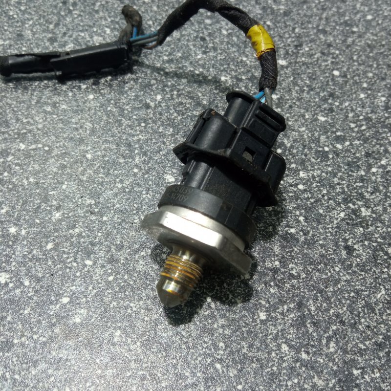 Датчик давления топлива, 1500 рублей, Пуговичино