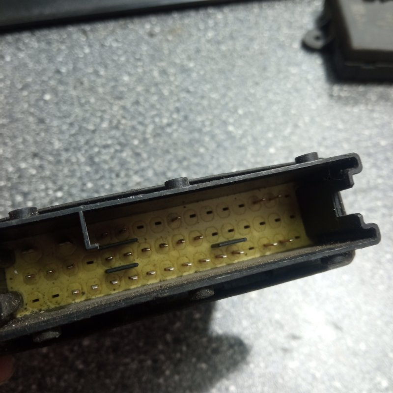 Блок управления центральным замком, 1000 рублей, Пуговичино