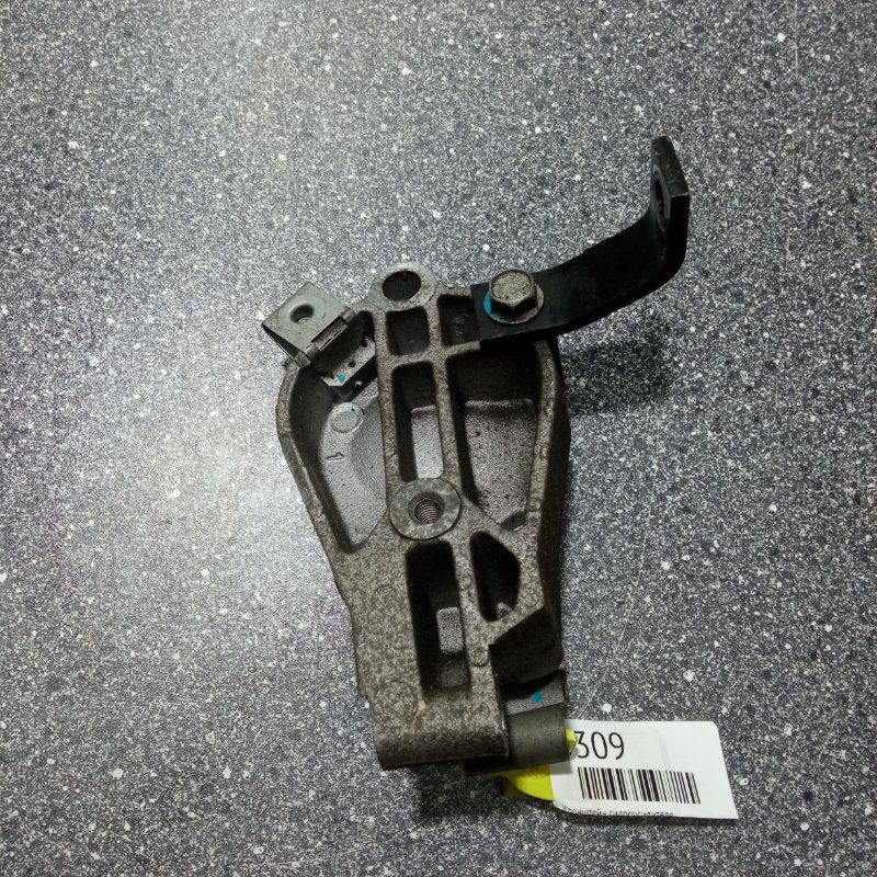 Кронштейн гидроусилителя, 1000 рублей, Пуговичино