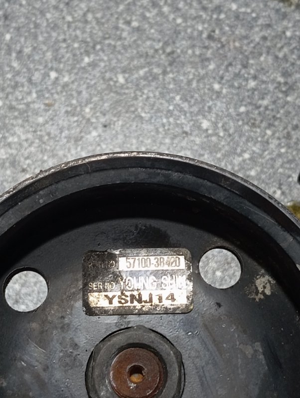 Насос гидроусилителя руля, 5000 рублей, Пуговичино