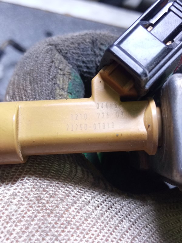 Топливная рампа с форсунками, 5000 рублей, Пуговичино