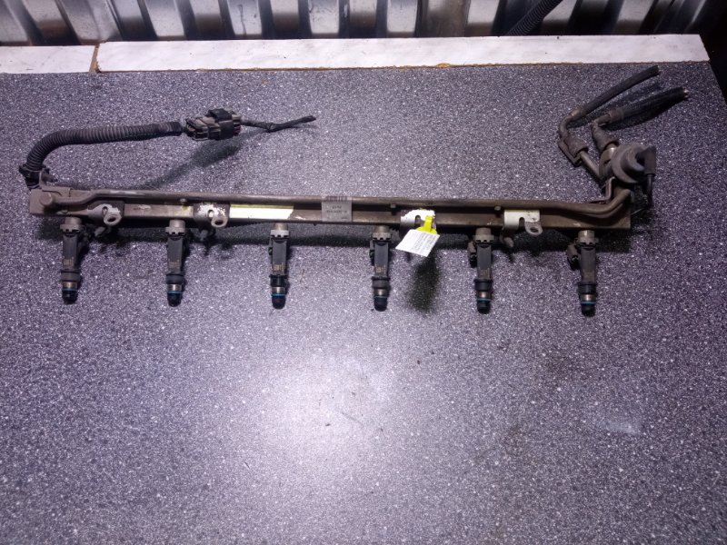 Топливная рампа с форсунками, 8000 рублей, Пуговичино