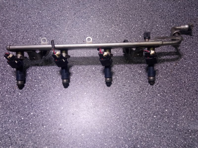 Топливная рампа с форсунками, 3500 рублей, Пуговичино