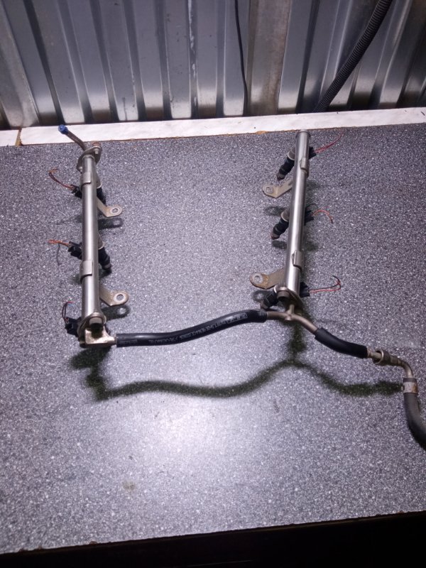 Топливная рампа с форсунками, 7000 рублей, Пуговичино