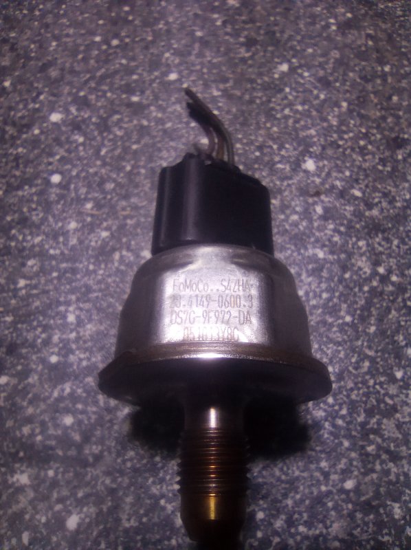 Датчик давления топлива, 3000 рублей, Пуговичино