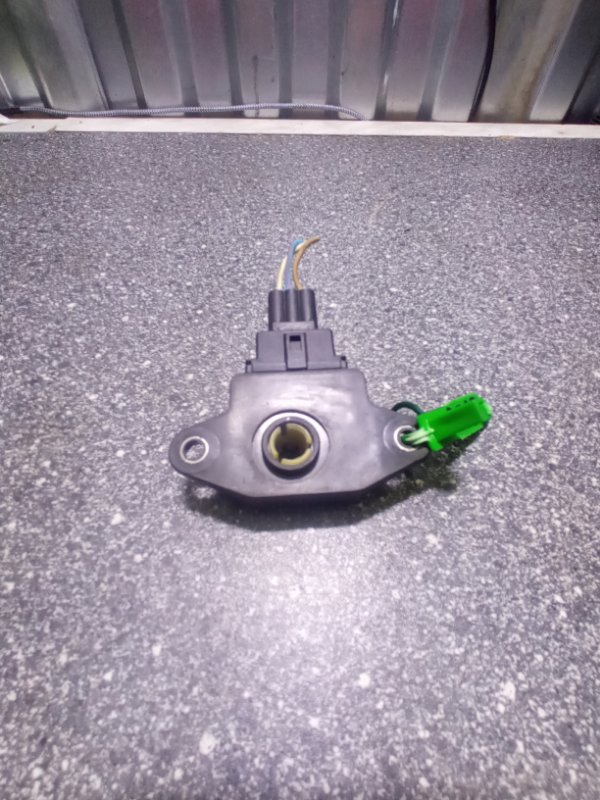 Датчик положения дроссельной заслонки, 1200 рублей, Пуговичино