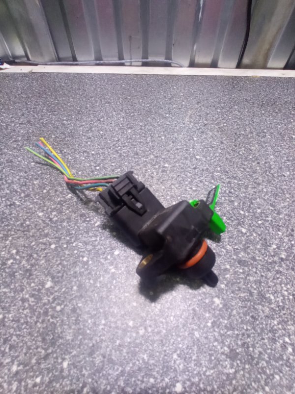 Датчик расхода воздуха, 1000 рублей, Пуговичино