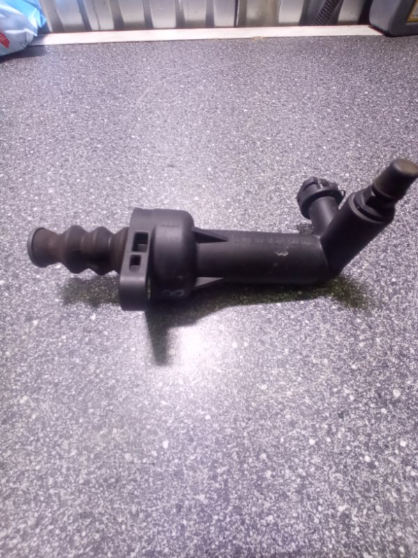 Рабочий цилиндр сцепления, 2500 рублей, Пуговичино