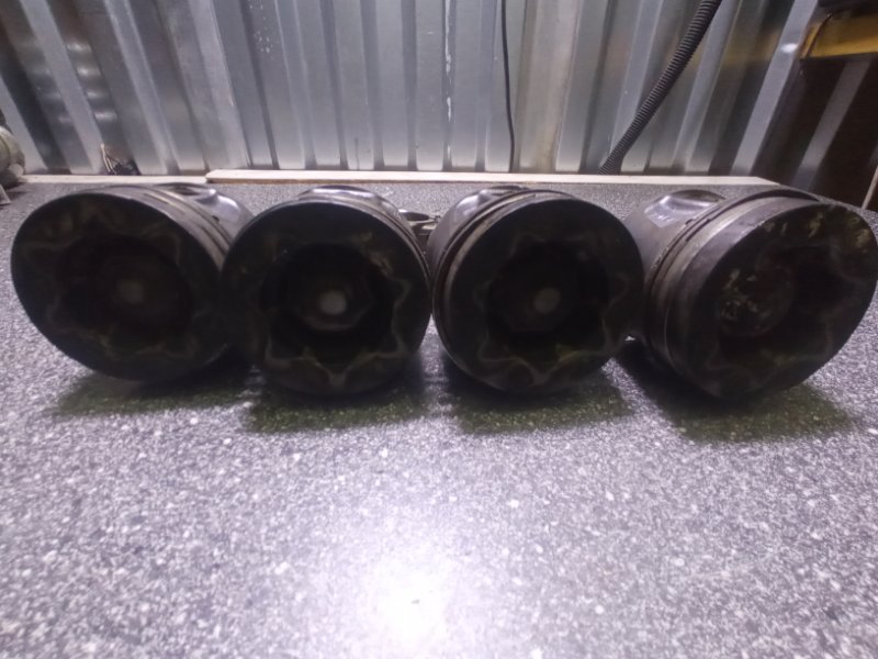 Шатун с поршнем, 8500 рублей, Пуговичино