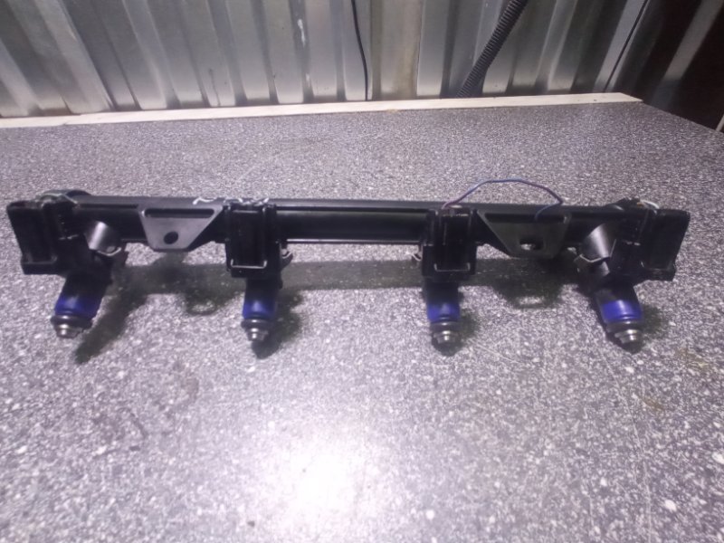 топливная рампа в сборе, 4000 рублей, Пуговичино