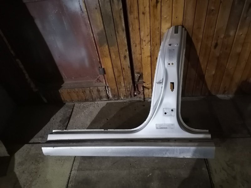 Стойка кузова, 2000 рублей, Красноярск