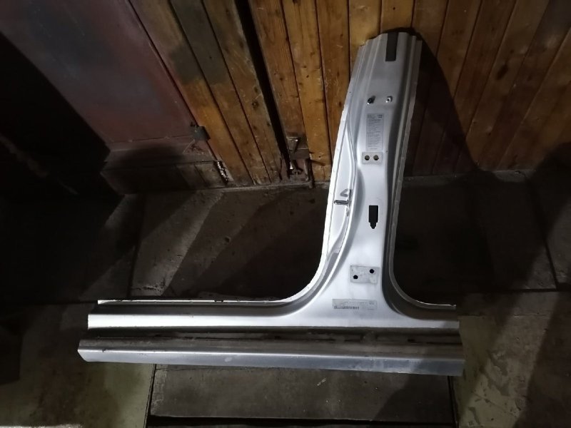 Стойка кузова, 2000 рублей, Красноярск