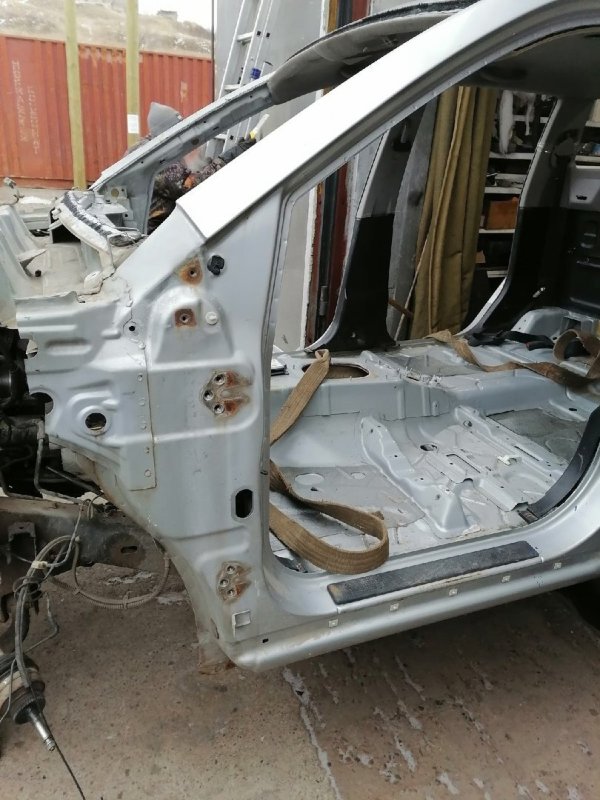 Стойка кузова, 2000 рублей, Красноярск