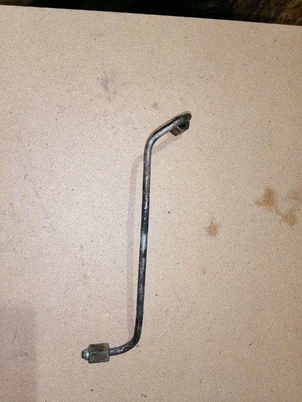 Трубка топливная, 500 рублей, Красноярск