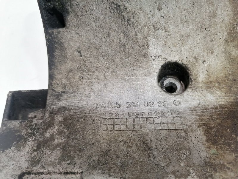 Кронштейн, 900 рублей, Красноярск