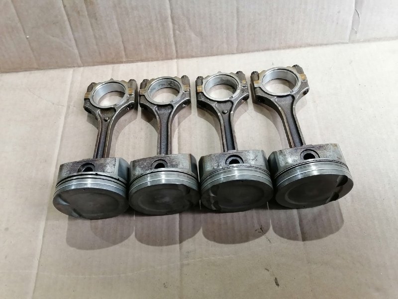 Поршень, 2000 рублей, Красноярск