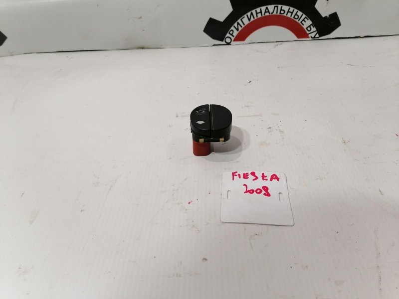 Кнопка стеклоподъемника, 500 рублей, Красноярск