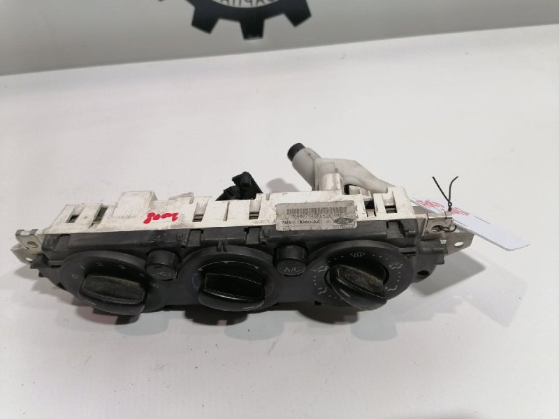 Блок управления климат-контролем, 1000 рублей, Красноярск