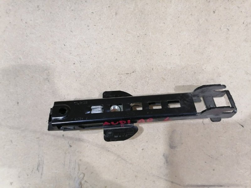 Механизм регулировки ремня безопасности, 1000 рублей, Красноярск