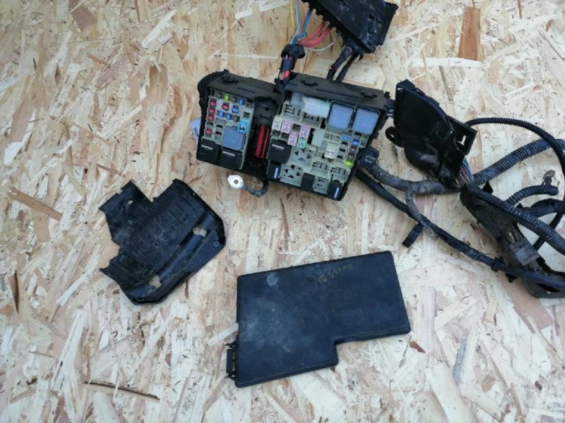 Блок реле и предохранителей, 3500 рублей, Красноярск