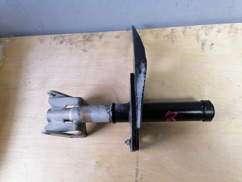 Усилитель бампера, 1500 рублей, Красноярск