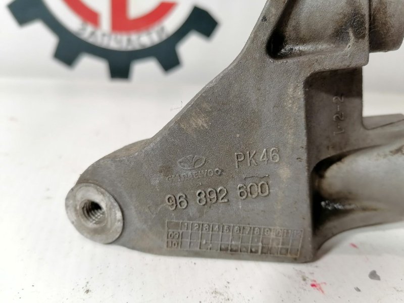 Кронштейн, 700 рублей, Красноярск