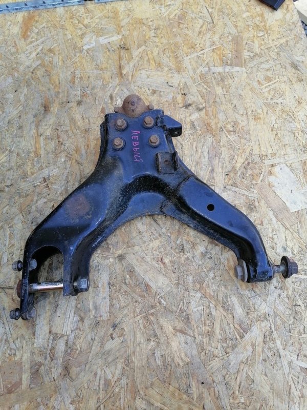 Рычаг подвески, 2000 рублей, Красноярск